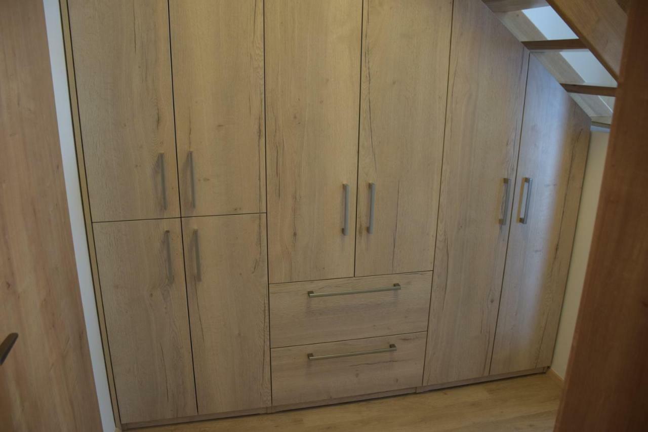 Apartman Dolni Morava Bagian luar foto
